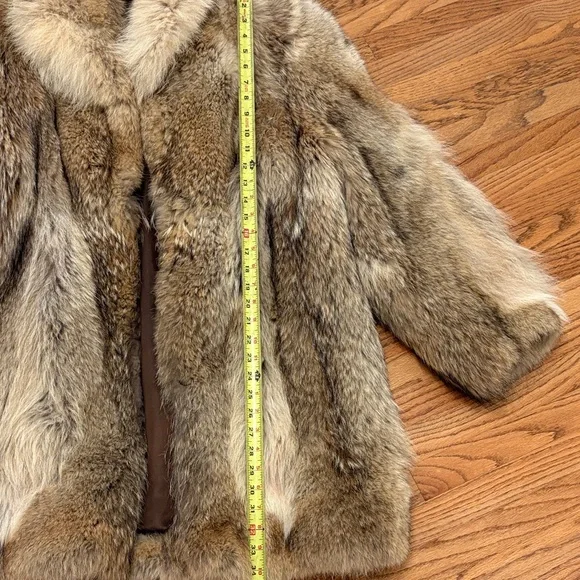 Luxurious Vintage Coyote Tan Fur Coat Medium - Picture 6 of 8